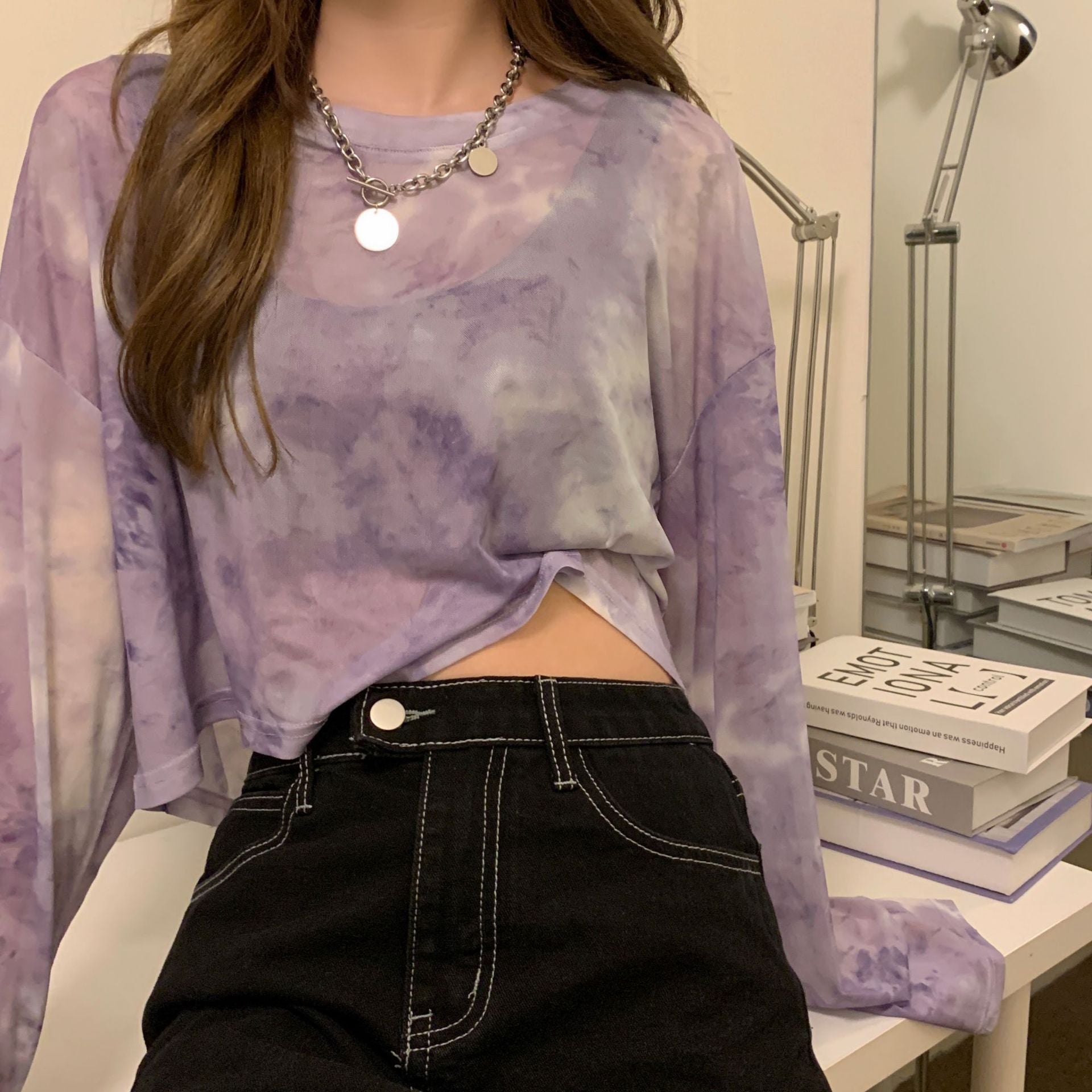 Damen cropped Sweatshirt im modernen Batikdesign mit weiten Ärmeln und Rundhalsausschnitt