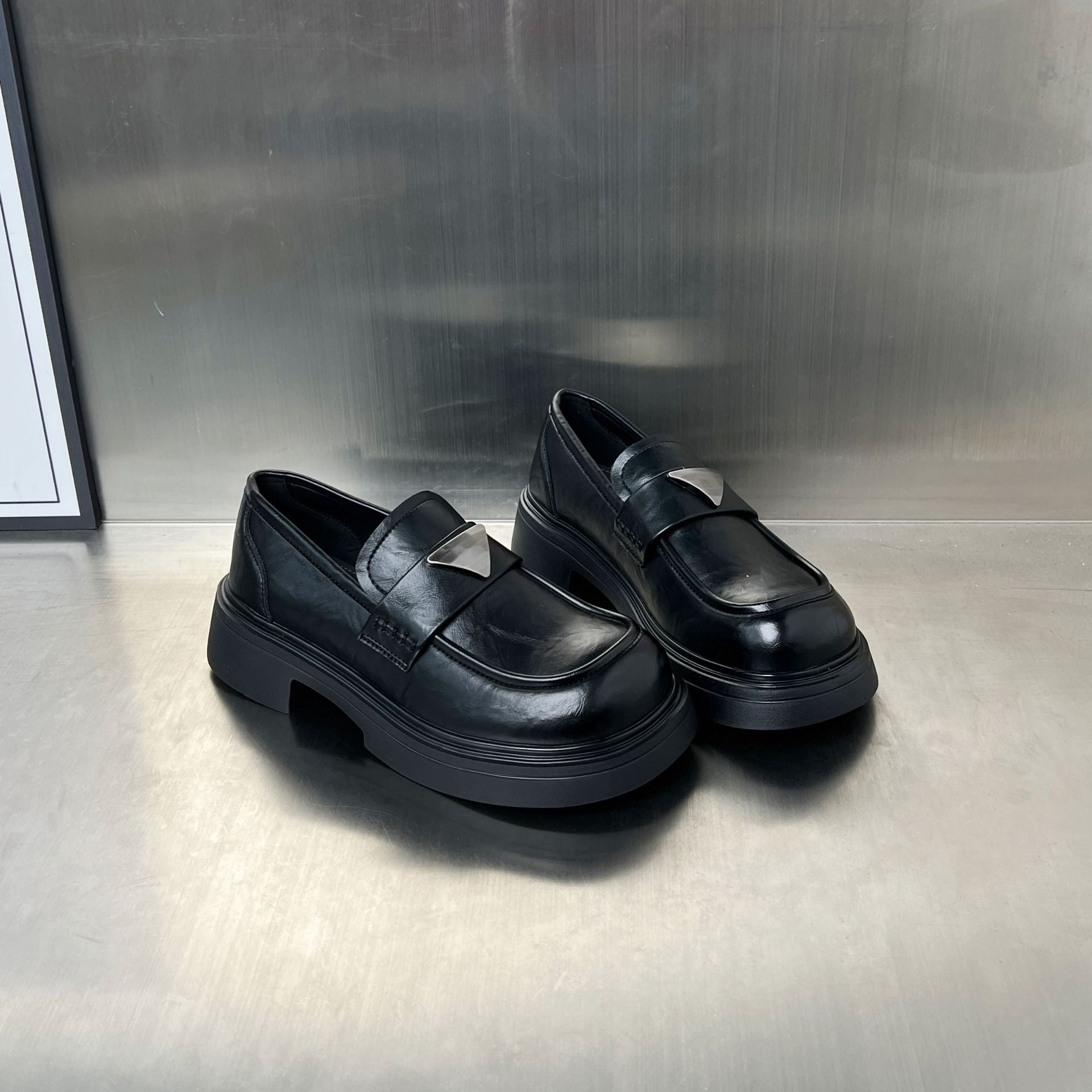 Damen modische Loafer mit komfortabler Sohle und eleganter Schnalle R&B
