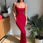 Damen Langärmeliges Abendkleid mit figurbetonendem Schnitt und dezentem V-Ausschnitt R&B