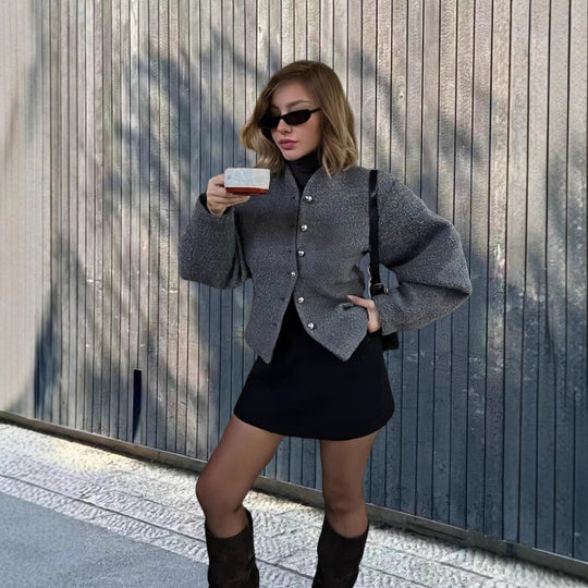 Damen Chice Überwurfjacke mit strukturiertem Design und eleganten Knöpfen R&B