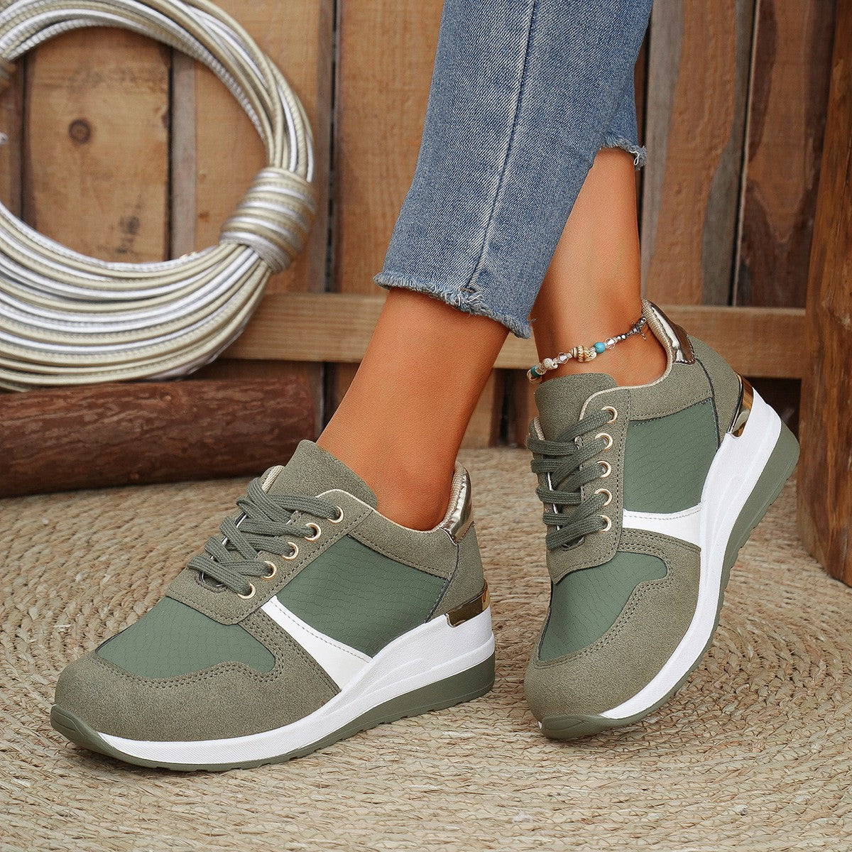 Damen Sportliche Sneakers mit glamourösen Akzenten R&B