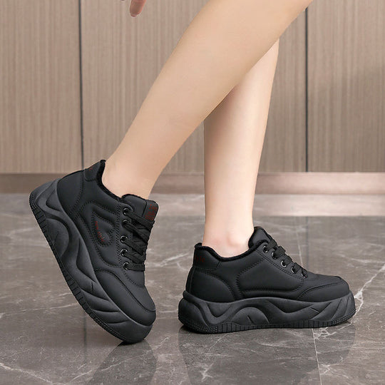 Damen Sportliche Sneakers mit flauschigem Innenfutter R&B