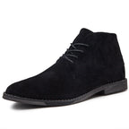 Herren Mokassins aus weichem Wildleder mit modernem Design