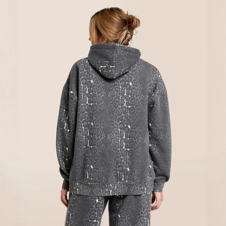 Damen nan zweiteiliges Freizeitset mit Oversize-Kapuzenpullover und weiter Komforthose aus angerautem Sweat mit Animal-Print R&B