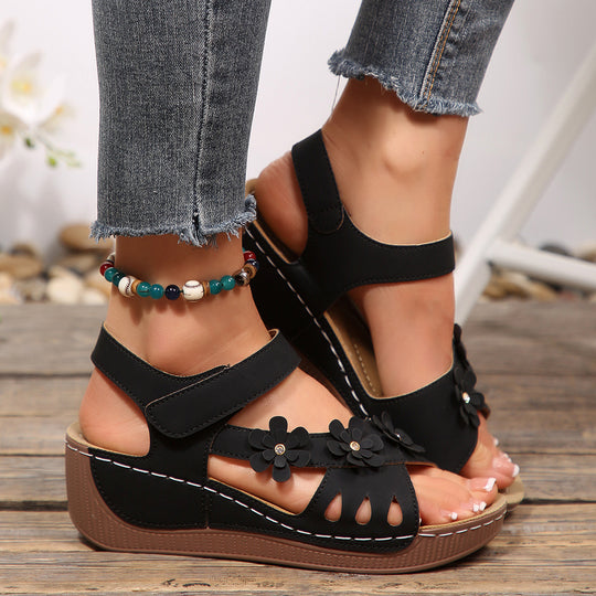 Damen bequeme Sandalen mit buntem Blumendesign R&B