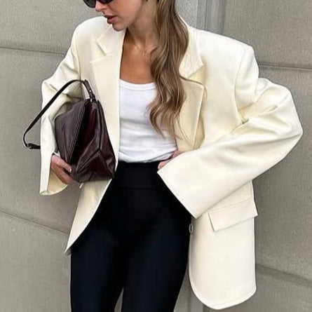 Damen Oversized Blazerjacke mit doppelter Knopfleiste und eleganten Details R&B