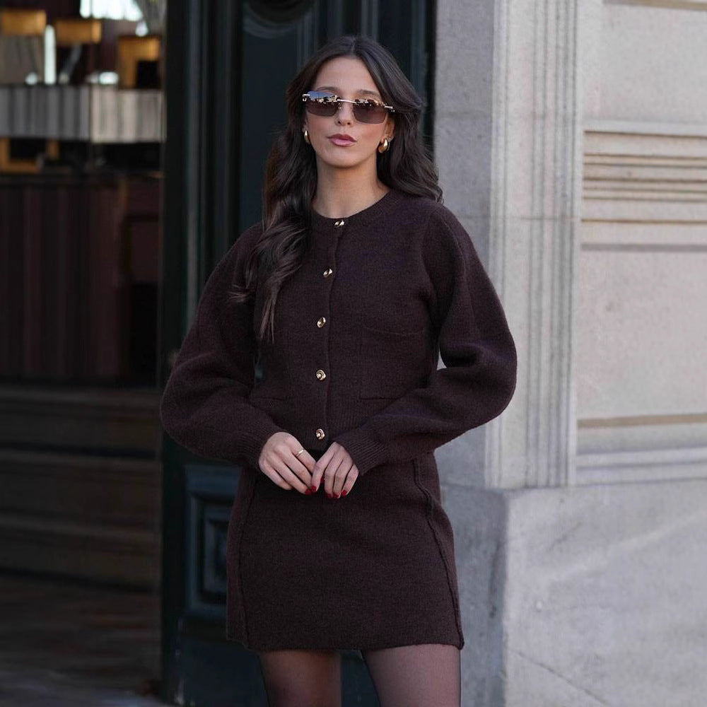 Damen eleganter, kurzer Strickrock mit hohem Bund und seitlichen Nähten