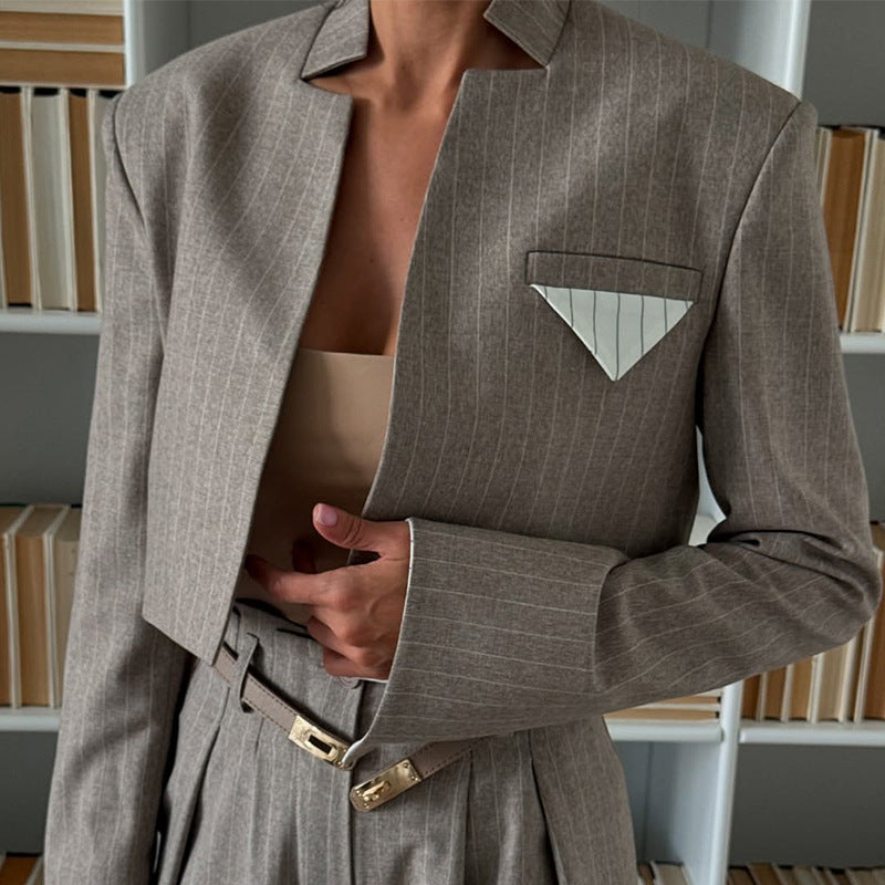 Damen modisches cropped Blazer-Ensemble mit weitem Hosen R&B