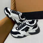 Damen Sportliche Sneakers mit robustem Profil und modischer Schnürung R&B
