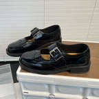 Damen Elegante Ballerinas mit modischem Schnallenverschluss und feiner Perforation R&B