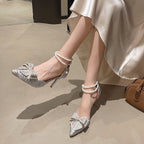 Damen Pumps mit Zierbogen und Perlendetail R&B