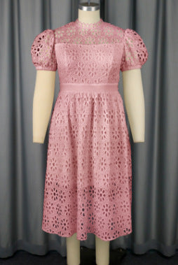 Damen Elegantes Kleid mit Blumenbordüren und Puffärmeln R&B