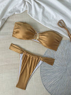 Damen Bandeau-Bikini mit elegantem Schmuckdetail und modischem Schnitt R&B