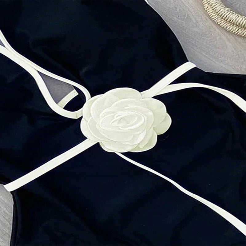 Damen Eleganter Hochgeschnittener Badeanzug mit floraler Applikation und tiefem V-Ausschnitt R&B