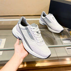 Damen moderne Freizeitsneakers mit stabiler Dämpfungstechnologie R&B