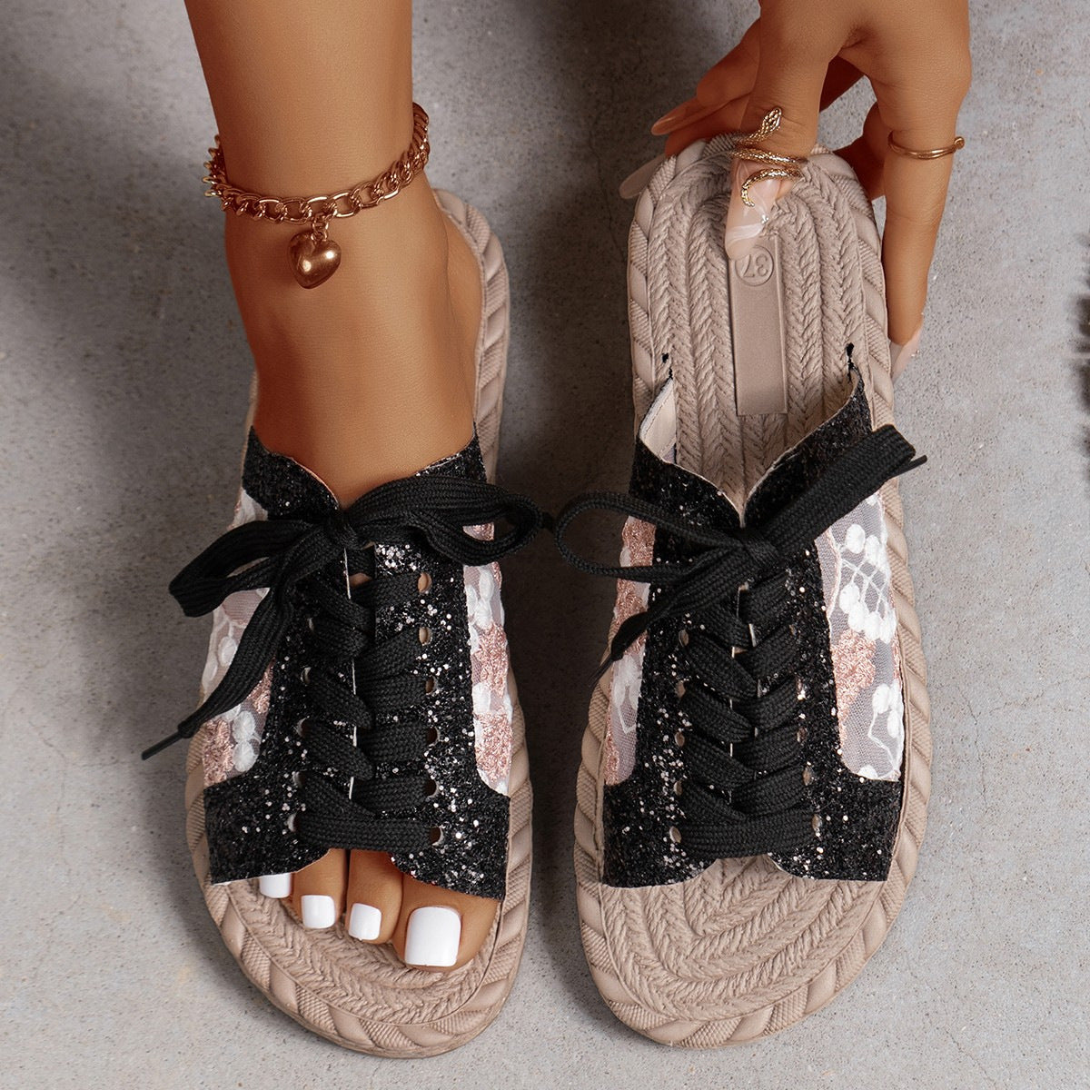 Damen Glitzernde und luftige Schnürsandalen R&B
