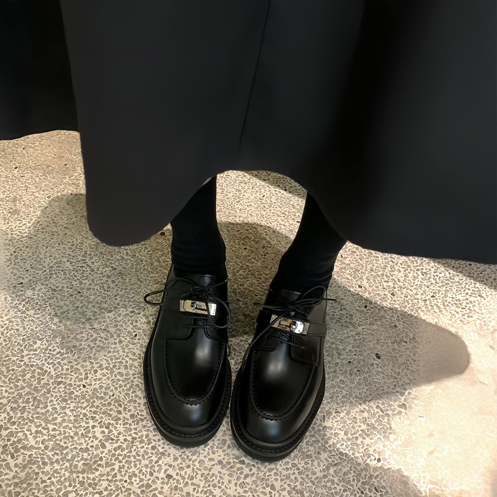 Damen elegante Mokassins mit dekorativem Schnallenverschluss