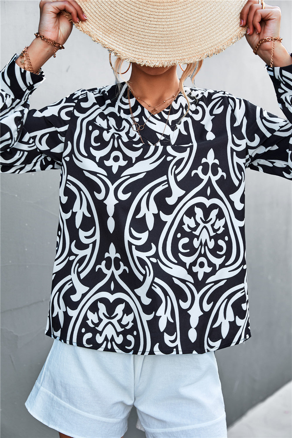Damen Bluse mit elegantem Barockmuster und lässigen Puffärmeln R&B