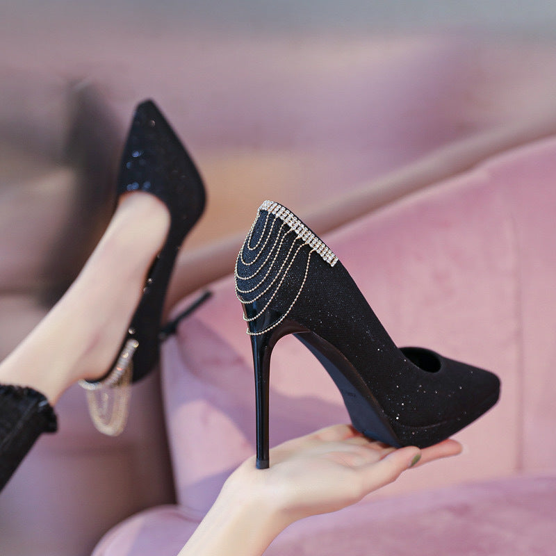 Damen nan elegante Abend-Pumps mit feinem Glitzermesh, spitzer Zehenpartie, filigranem Stilettoabsatz und dekorativer Fersenapplikation R&B
