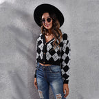 Damen Grobstrickjacke mit modernem Rautenmuster und Knopfdetails R&B