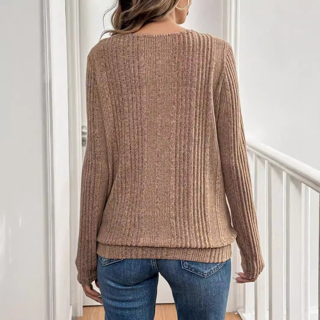 Damen Strickpullover mit dekorativem Ausschnitt R&B