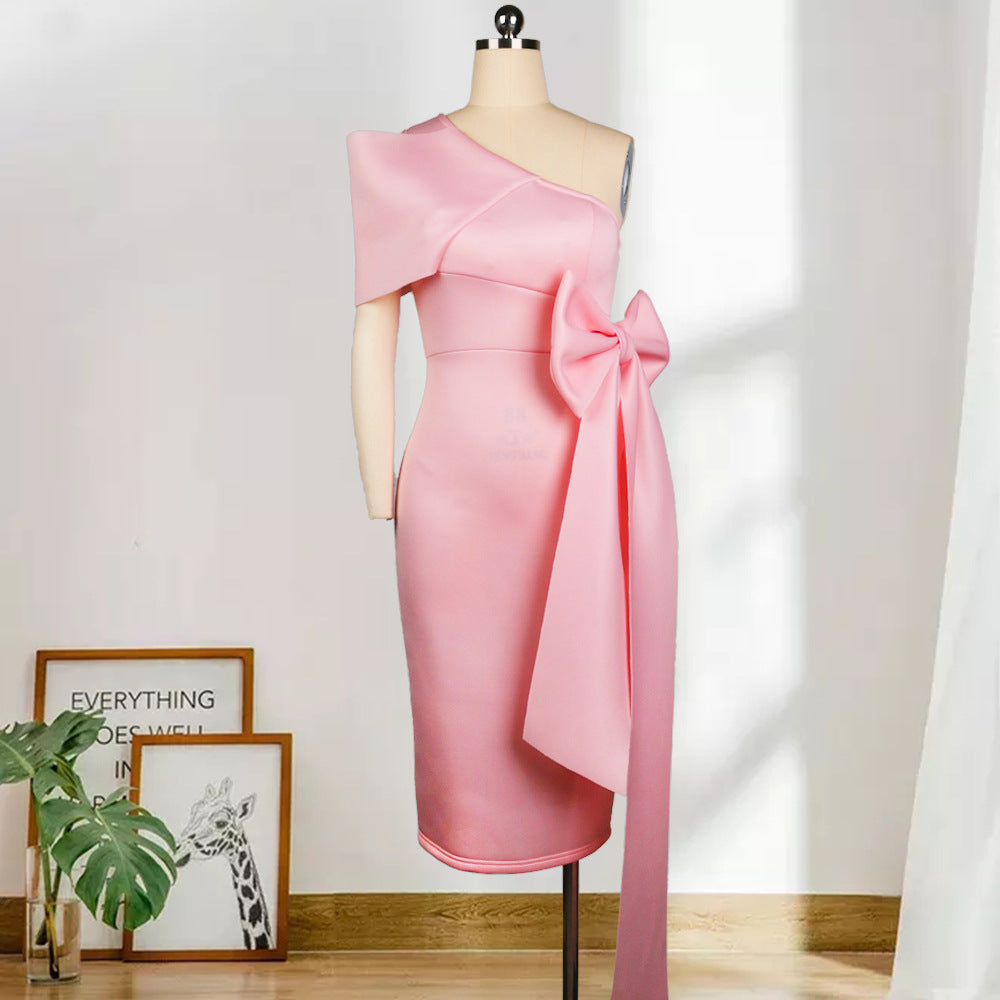Damen elegantes Wickelkleid mit asymmetrischem Top und voluminösem Schleifenakzent R&B