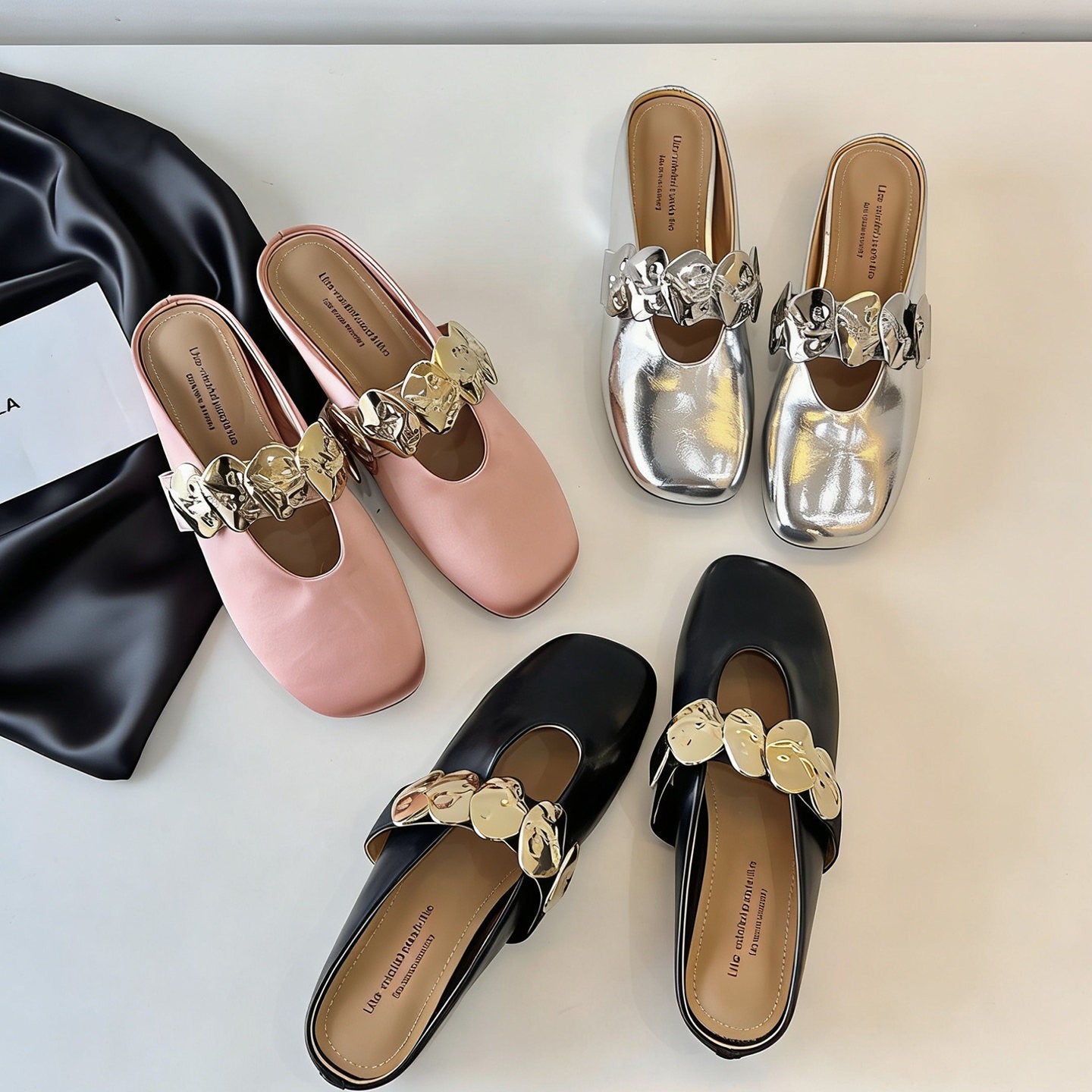 Damen elegante Slipper mit glänzender Applikation R&B