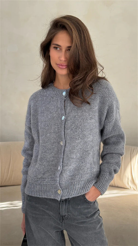 Damen kuschelige Strickjacke mit knöpfbarem Design und voluminösen Ärmeln R&B