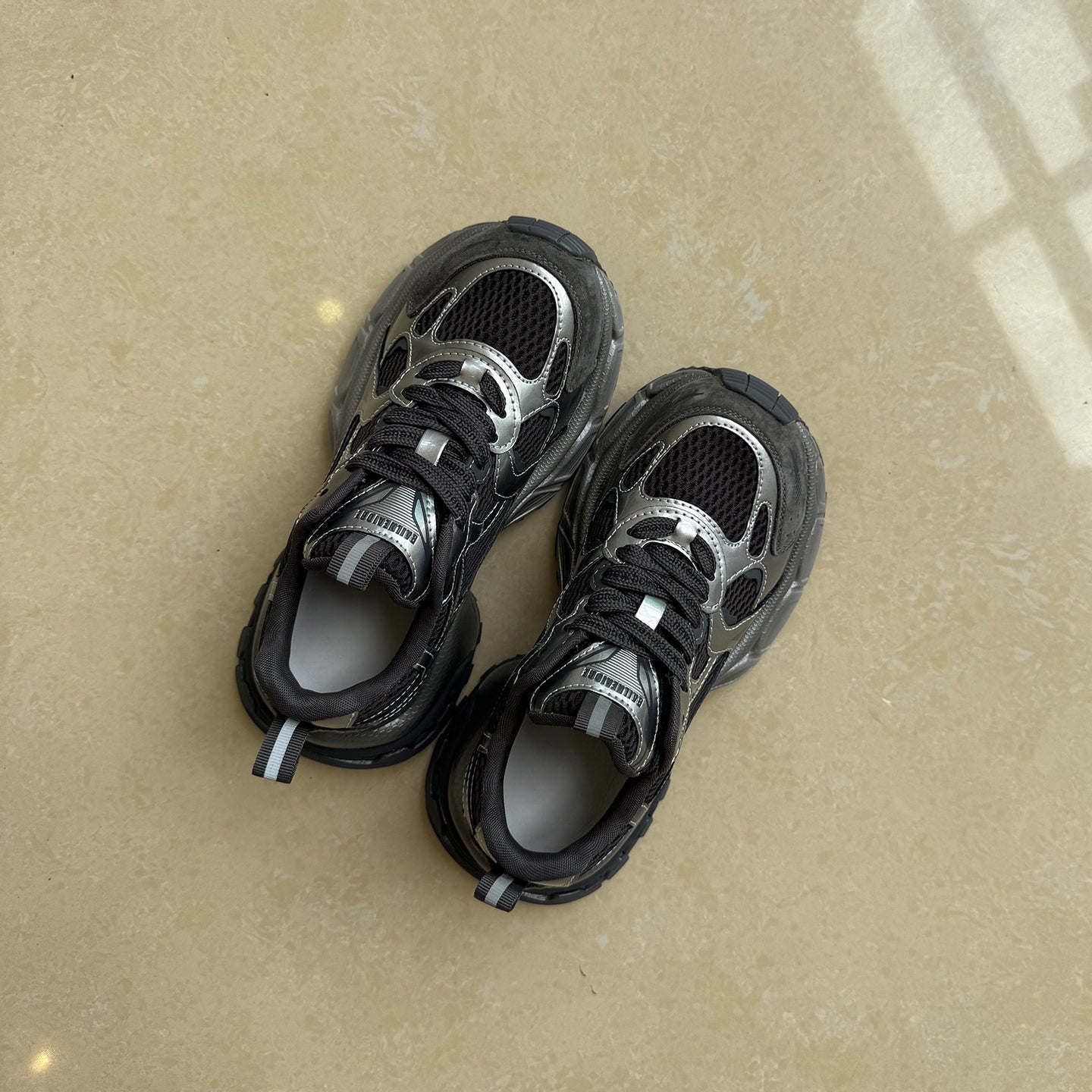 Damen Sportliche Sneakers mit atmungsaktiver Mesh-Oberfläche und komfortablem Dämpfungssystem R&B