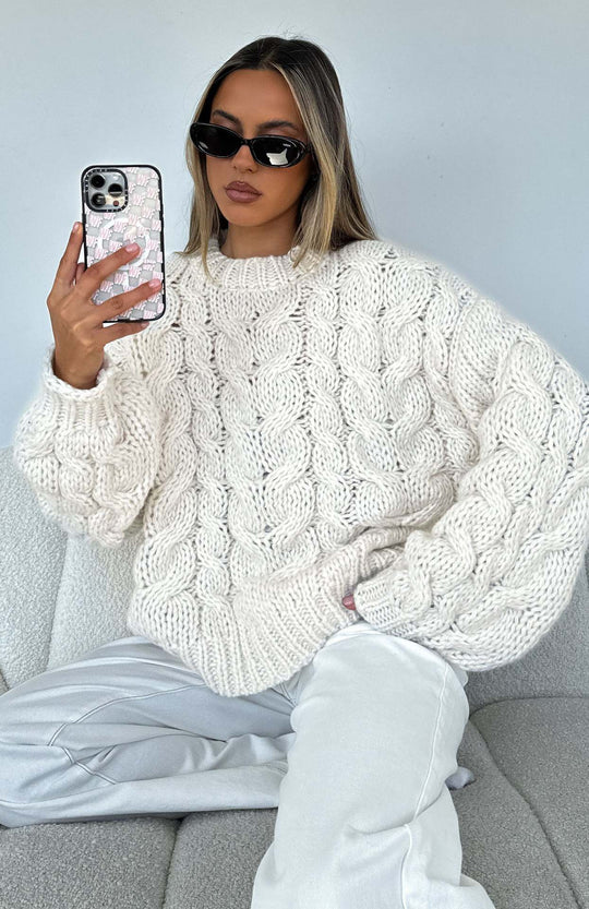 Damen Grobstrickpullover mit modernem Zopfmuster und lässigem Schnitt R&B