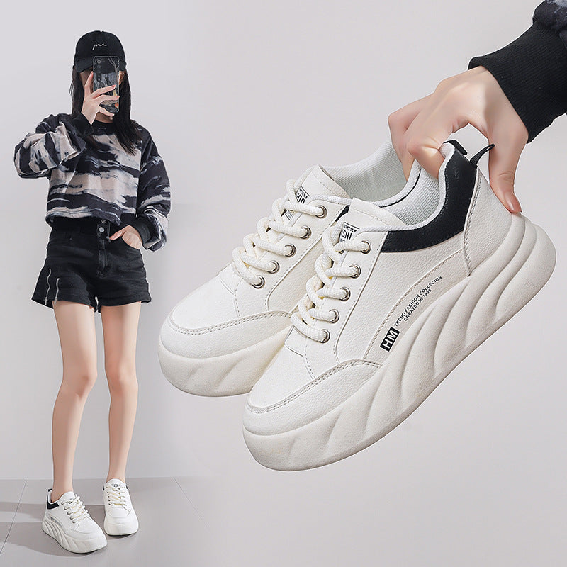 Damen Sneakers im modernen Chunky-Stil mit formgerechter Sohle R&B
