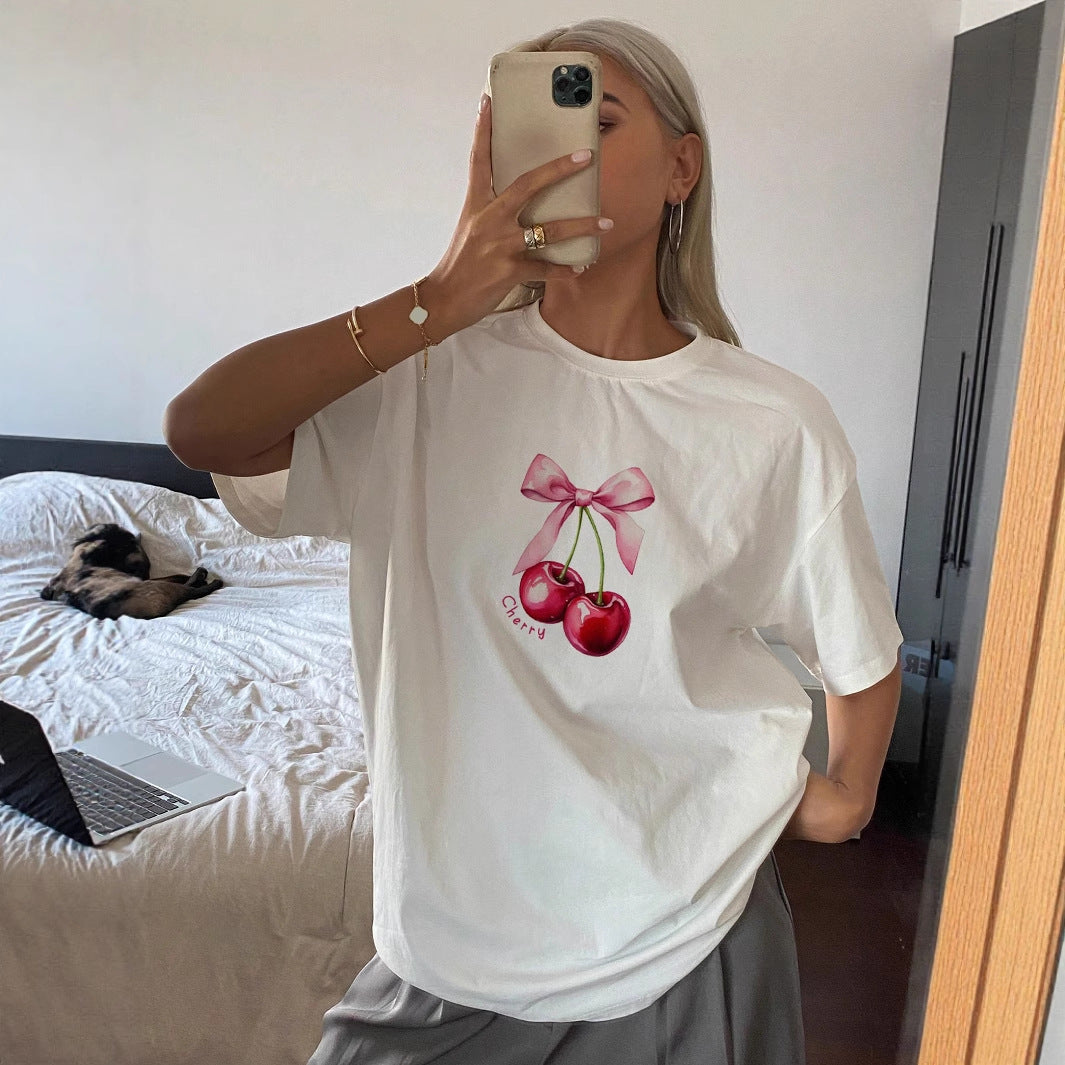 Damen T-Shirt mit fruchtigem Kirschmotiv und verspieltem Schleifendetail R&B