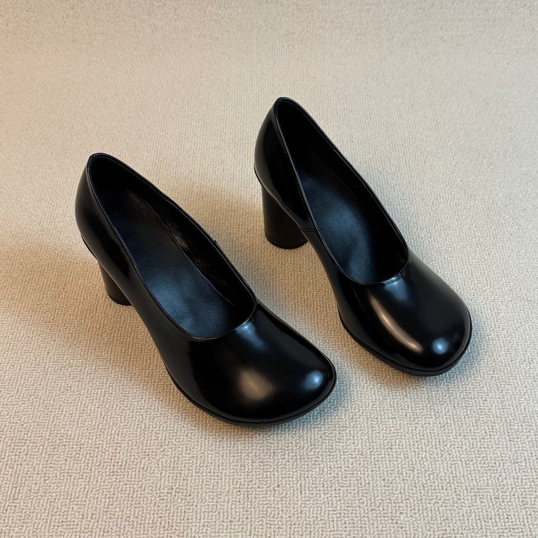 Damen elegante Pumps mit glänzender Lack-Oberfläche und komfortablem Blockabsatz R&B
