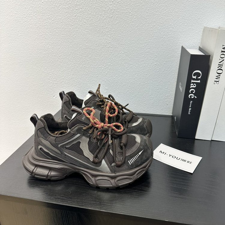 Damen Sportliche Freizeitsneaker mit stabiler Dämpfungstechnologie R&B