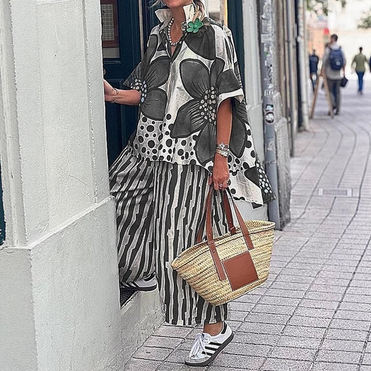 Damen Übergroßes Tunika-Set mit floralem Muster und gestreiften Hosen R&B