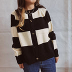 Damen lässige Strickjacke mit modischem Blockstreifenmuster und hochwertigen Knöpfen R&B