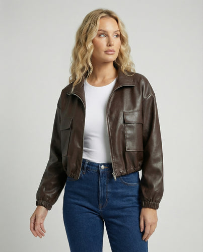 Damen kurz geschnittene Hemdjacke mit Kapuze, großen Pattentaschen und Kordelzugsaum R&B
