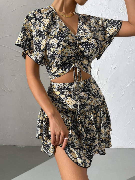 Damen Blumiges Mini-Kleid mit Raffungen und Rüschendetails R&B