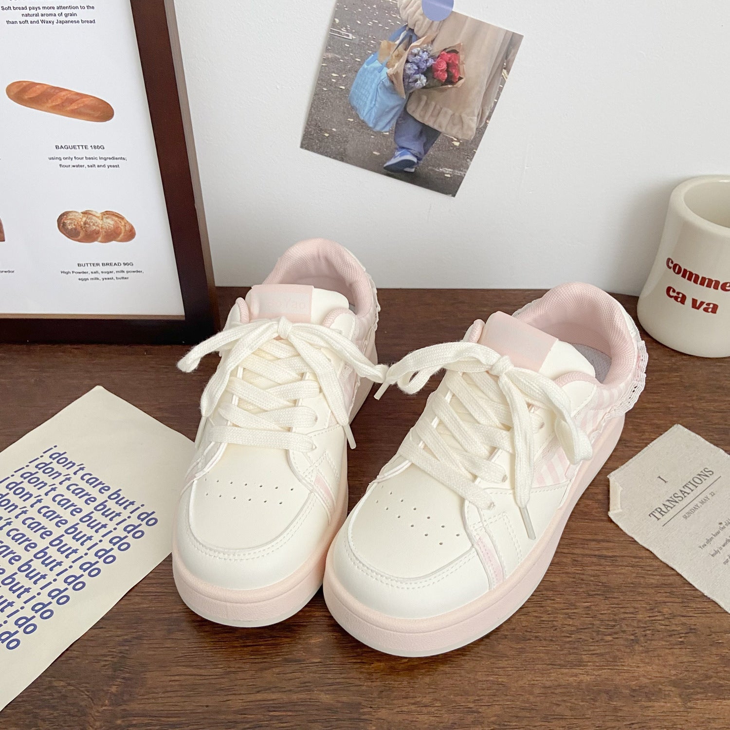 Damen Sneakers mit verspielten Karomustern und dämpfender Sohle