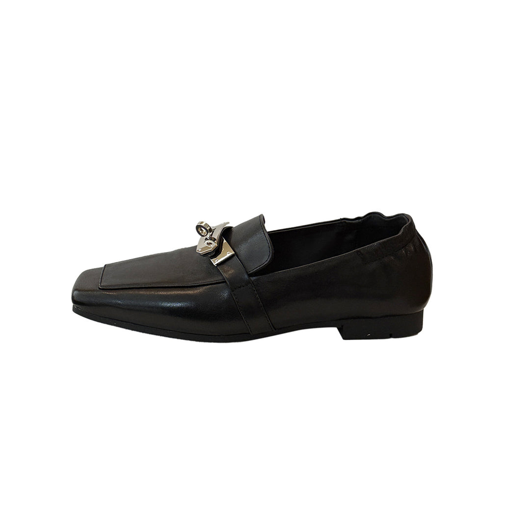 Damen Elegante Mokassins mit modischem Metallverschluss und hochwertiger Leder-Oberfläche R&B