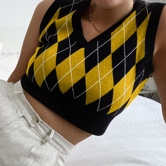 Damen cropped Stricktop mit modernem Rautenmuster R&B