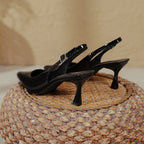 Damen Slingback-Pumps mit elegantem spitzen Design und funktionalem Riemen
