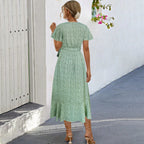 Damen Wickelkleid mit floralen Akzenten und seitlichem Schlitz R&B