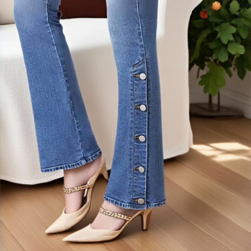 Damen Bootcut Jeans mit dekorativen Knopfdetails R&B