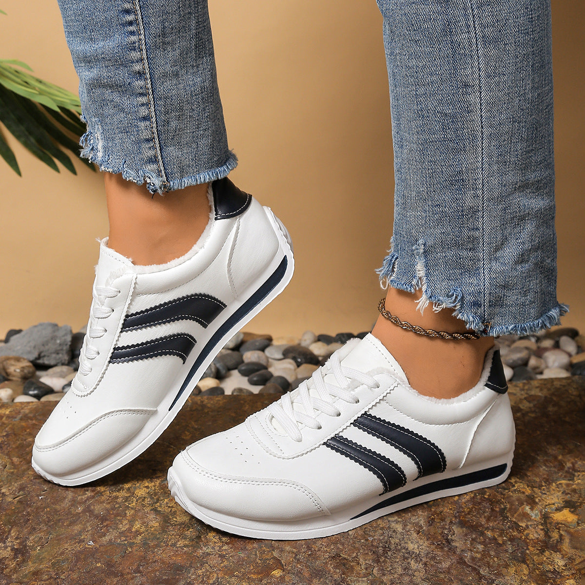 Damen Sportliche Sneakers im Retro-Design mit komfortabler Dämpfung R&B