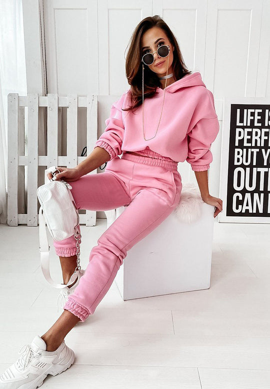 Damen Jogginganzug mit modernem Schnitt und lässigem Hoodie-Stil R&B