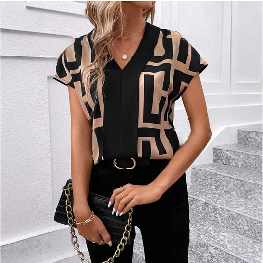 Damen Elegant geschnittene Bluse mit modernem grafischen Muster R&B