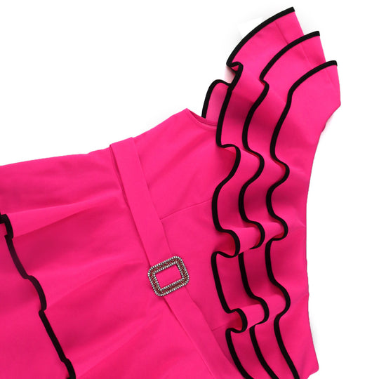 Damen Elegantes Abendkleid mit asymmetrischem Rüschendetail und dekorativem Gürtel R&B