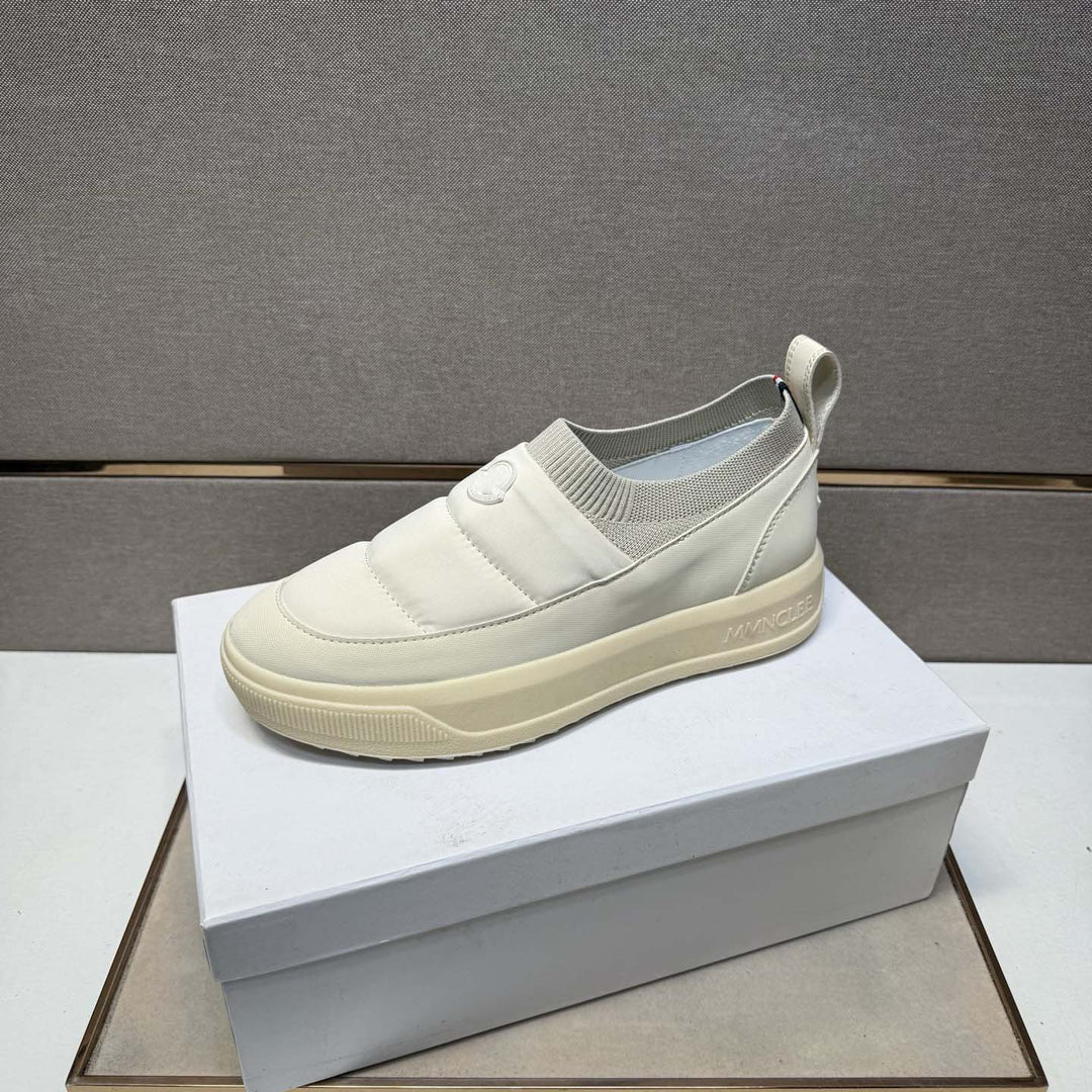 Damen Slip-On Sneaker mit komfortablem Fußbett und elastischem Einstieg R&B