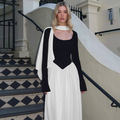 Damen Elegantes Langarmoberteil mit schickem asymmetrischen Design R&B